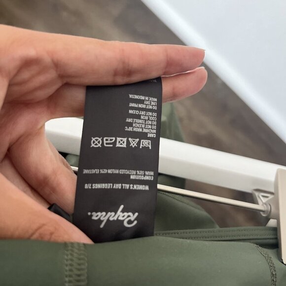 Rapha Women's ALL DAY LEGGINGS 7/8 XS Olive Green - Picture 6 of 6